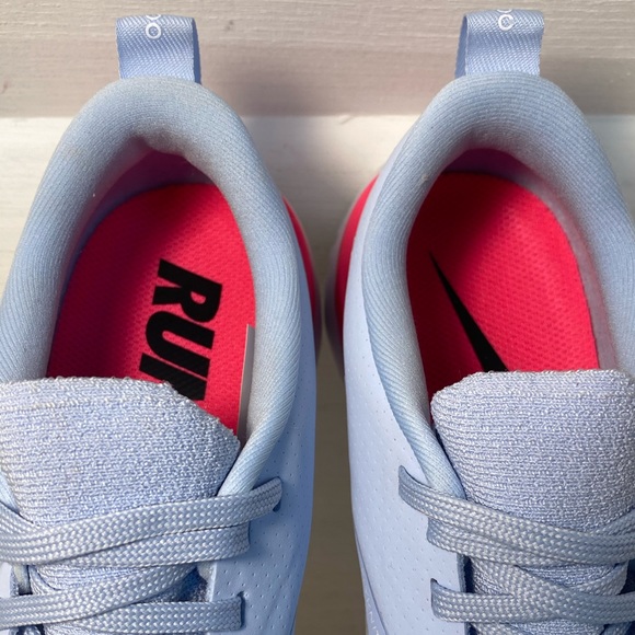 Nike Odyssey React 2 Flyknit - Picture 2 of 8